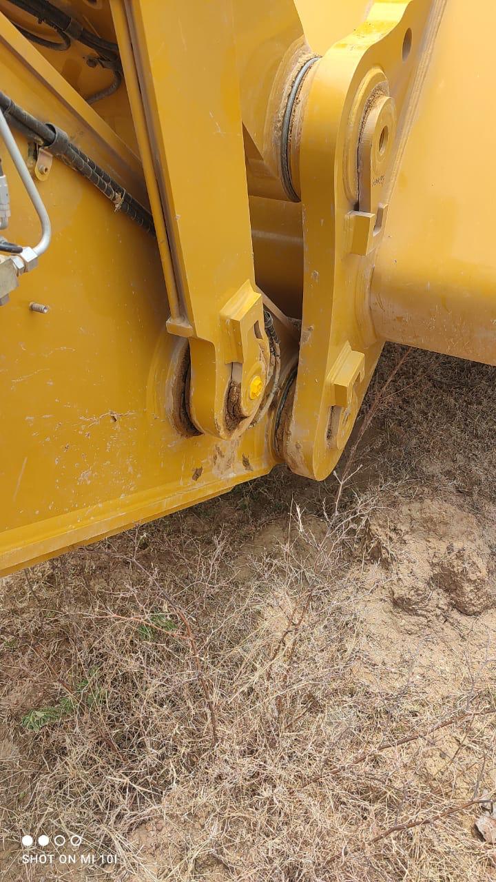 Ashalube CLS installed on Caterpillar CAT 395